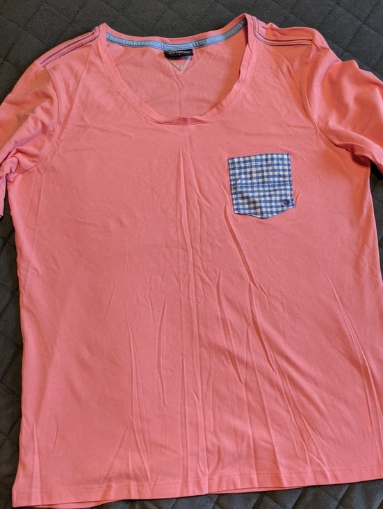 Columbia Sportswear Company Tops - Columbia PFG Women's Peachy-Pink Tee With Blue & White Gingham Pocket Size L